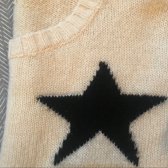 πHPπLove By Design Star Sweater w/ Elbow Patches - Picture 4 of 4